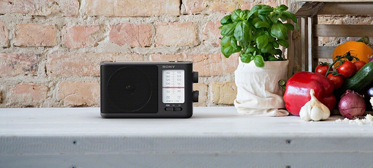 Radio Sony ICF-506 FM/AM – Occasion, Comme Neuve, Dans Sa Boîte
